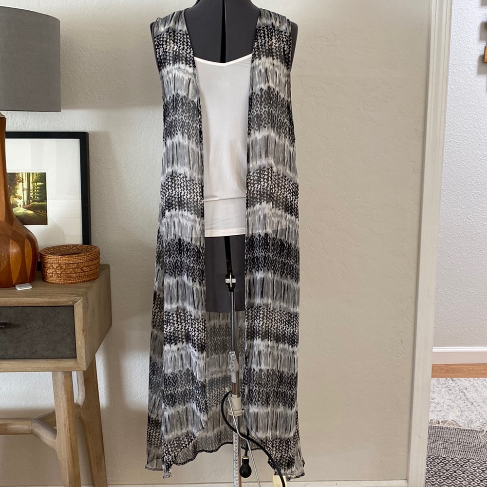 Steve Madden long coverup